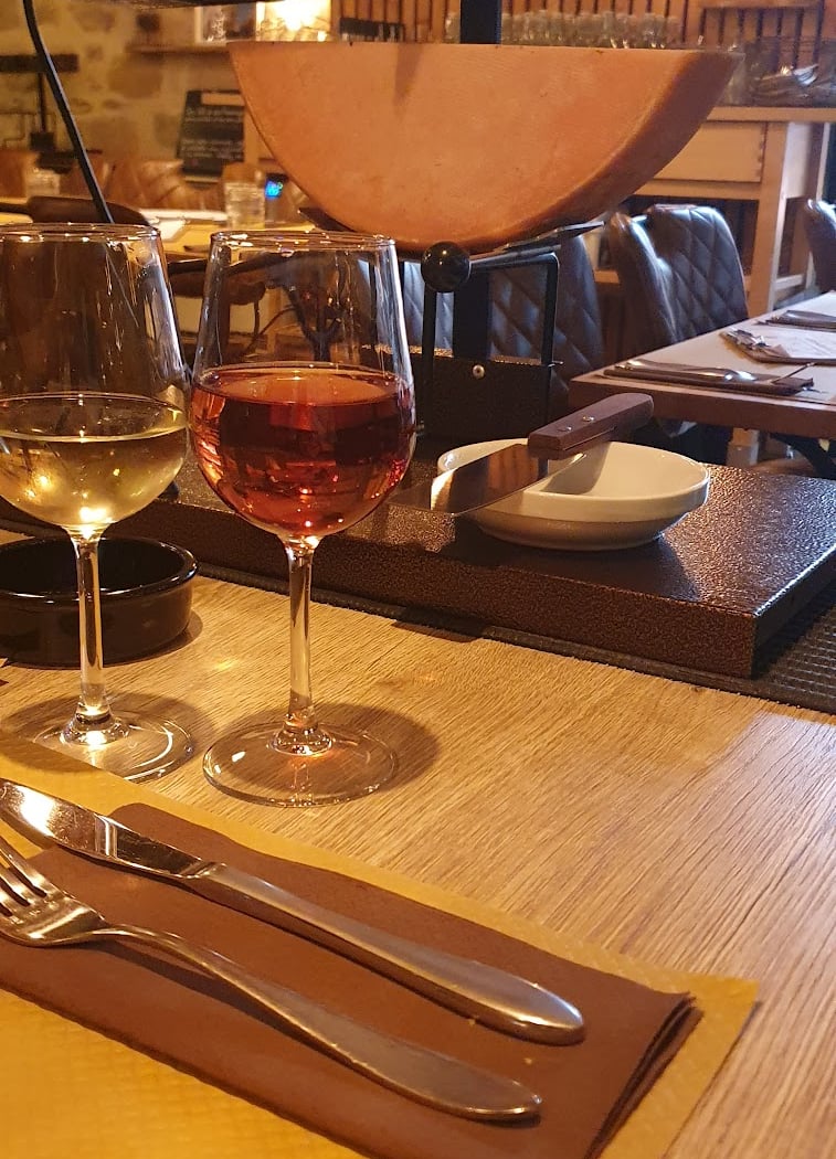 Val'et Des Fromages Restaurant 3